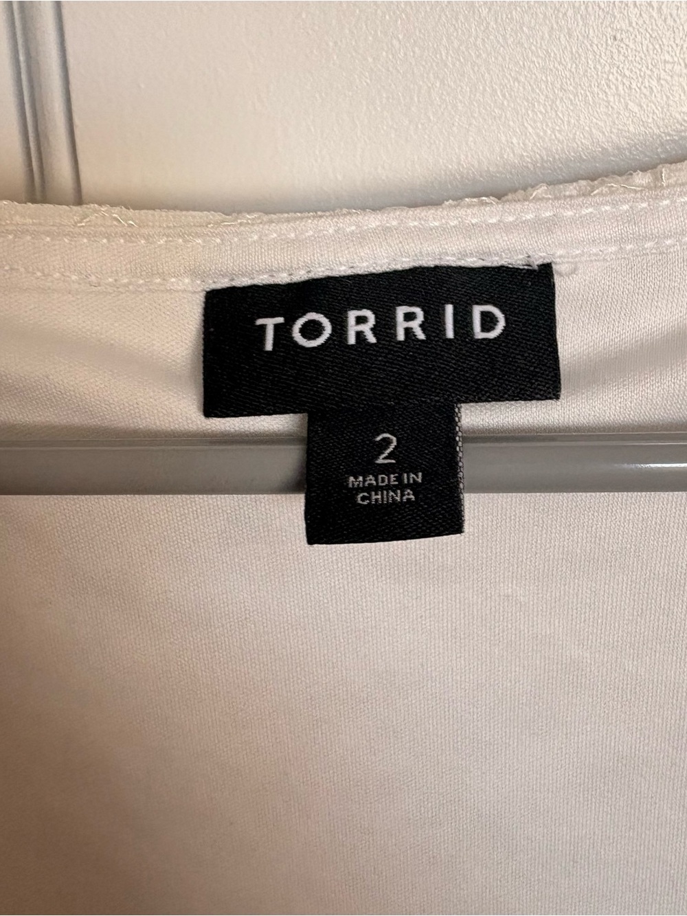 Torrid White Lace V-Neck Button-Front Sleeveless Top Summer Tank Top Shirt - Picture 5 of 10